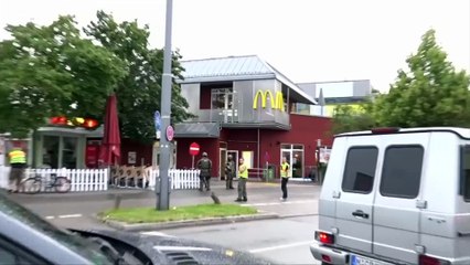 Munich: Police say three attackers 'armed with large guns' still on the run