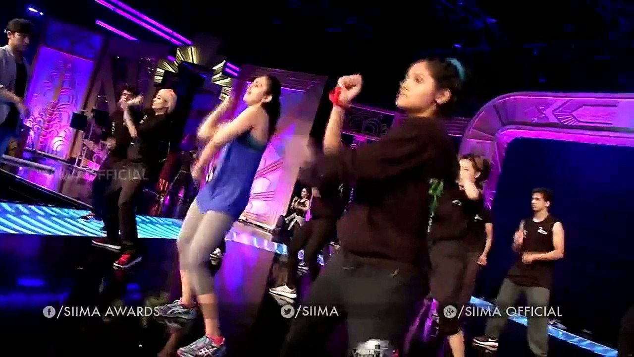 rakul siima dance