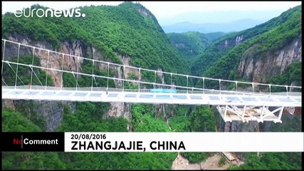 China's new glass bridge promises heartstopping views