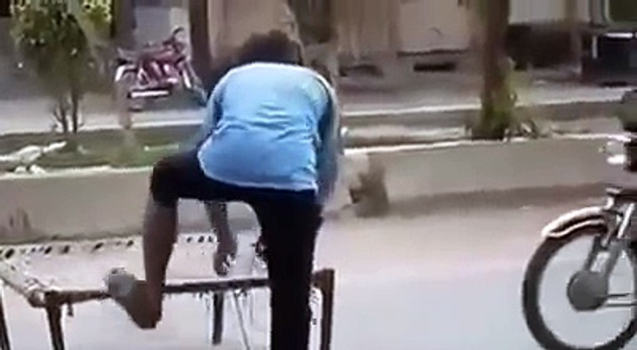 آپ کا ہنس ہنس کر برا حال ہو جائے گا۔ Panjabi Prank