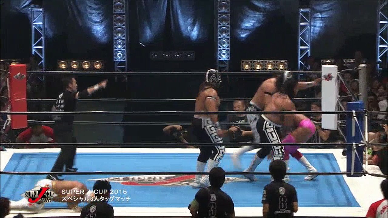 21.08.2016 Six Man Tag Team Match