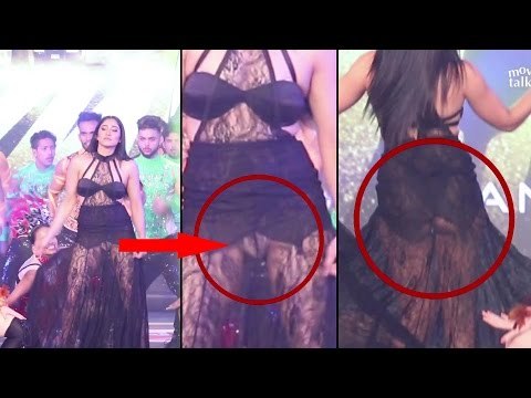 Regina Cassandra's WARDROBE Malfunction At 'Aankhen 2' Launch
