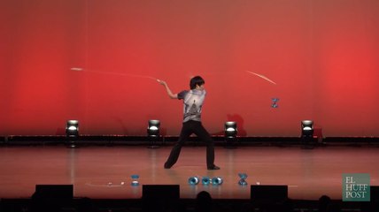 El campeón mundial de diábolo realiza una demostración increíble