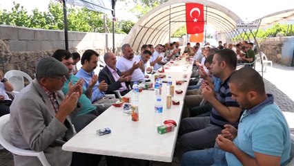 Şehit Ömer Halisdemir’in Ailesine Taziye Ziyareti