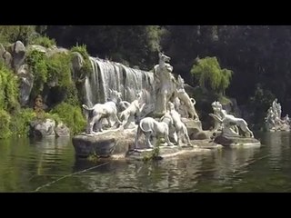 Caserta - Furto di biciclette e alla buvette nella Reggia (20.08.16)
