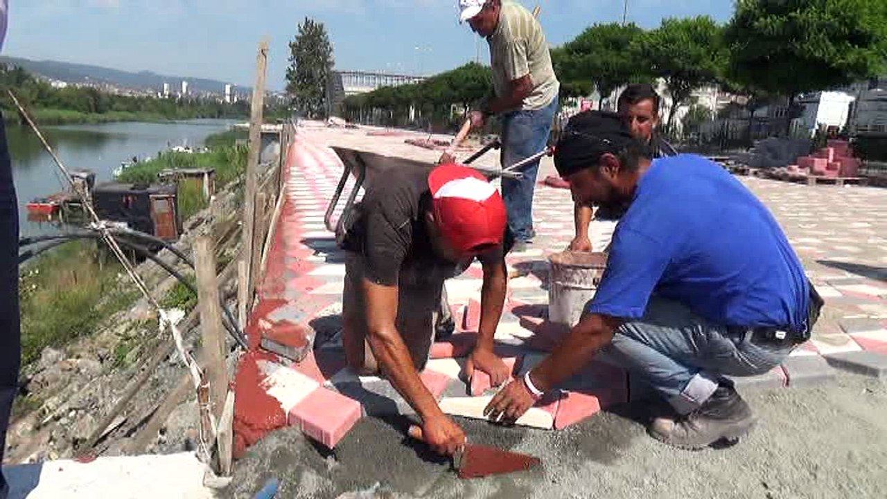 GÜLÜÇ BELEDİYESİ SAHİL PROJESİ ÇALIŞMASI DEVAM EDİYOR