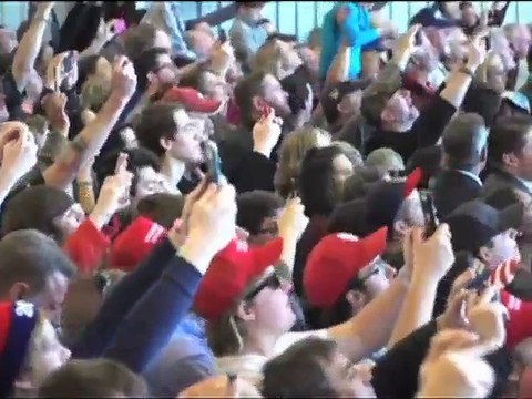 নির্বাচনী প্রচারণায় ব্যয়ের দিক থেকে হিলারির চেয়ে পিছিয়ে ট্রাম্প