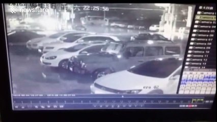 'Driverless' jeep crashes into shop