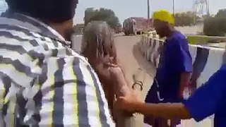 Funny Sikh baby ke hathon pandit ki pitai(jugnu bhi)