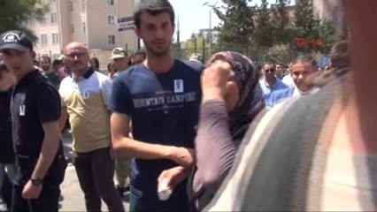 Şanlıurfa-Şehit Polis Memuru Ömer Sönmez Memleketine Törenle Uğurlandı-2