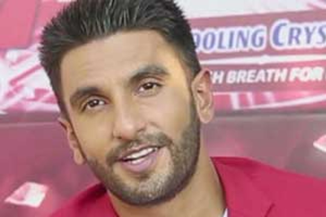 Ranveer Singh: Akshay Kumar is so energetic