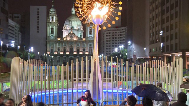 Rio 2016 : la flamme olympique éteinte pour marquer la fin des JO