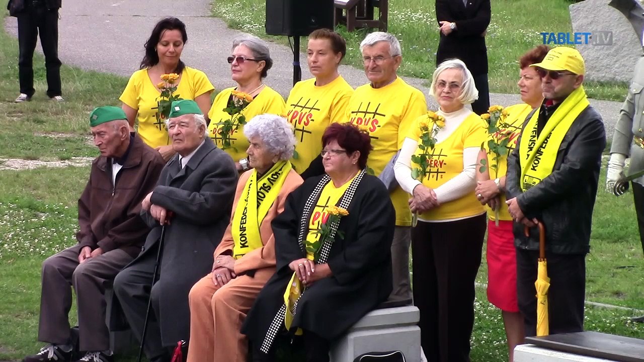 Ministri spravodlivosti EÚ položili vence k pamätníku Brána slobody