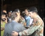 today 8/23/16 Rangers Arrest Farooq Sattar & Khawaja Izhar ¦ Rangers Stop Him From Doing Press Conference