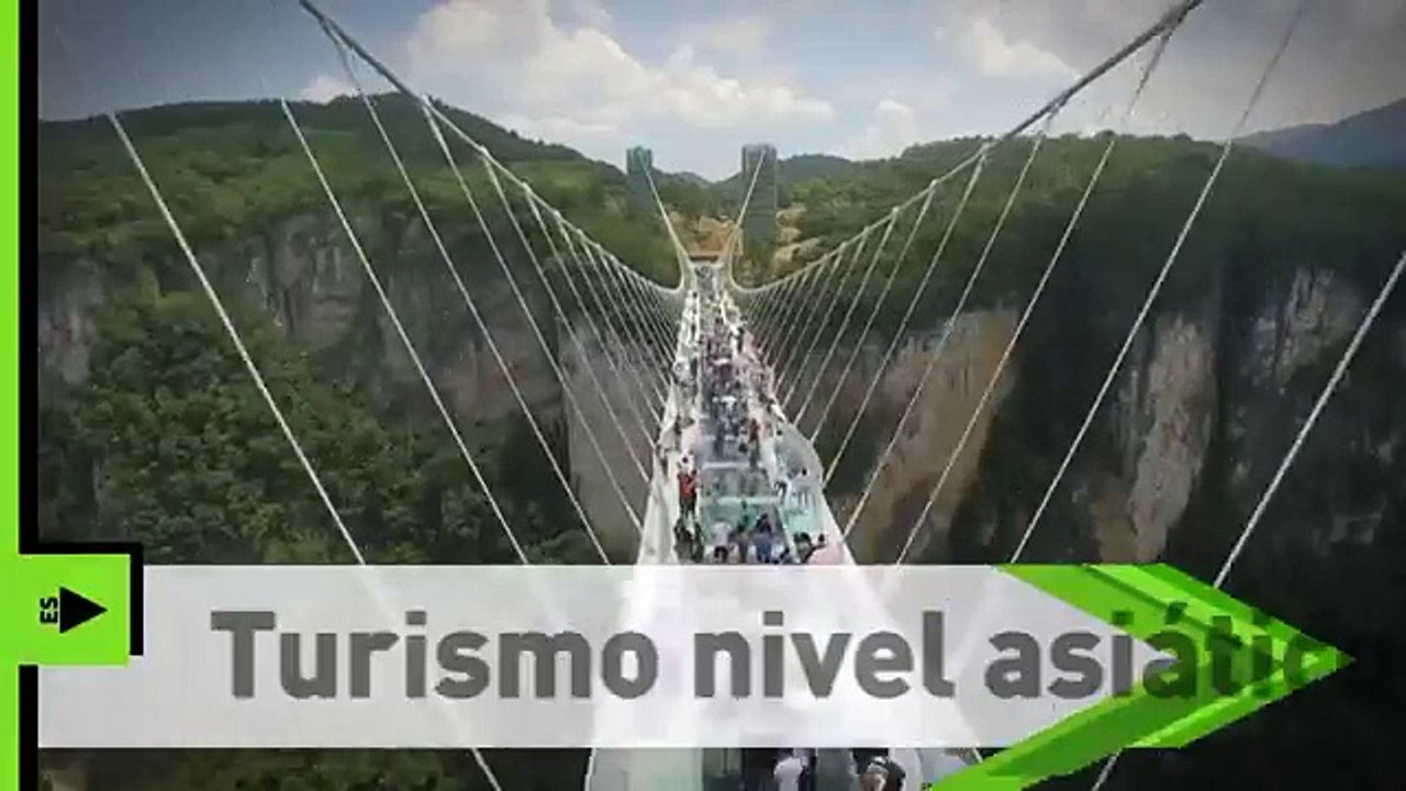 Abren el puente de cristal más largo y alto del mundo