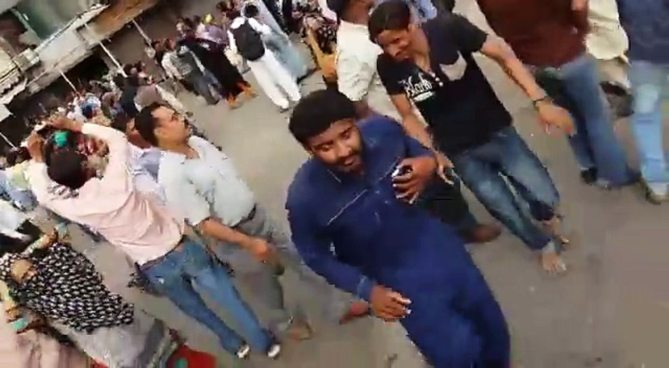 MQM workers firing on ARY office  smashed windows as protest turns violent