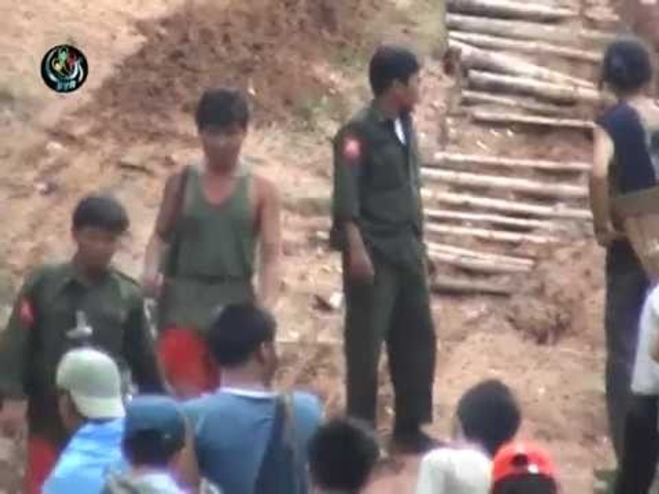 Convict Porters - War Crime