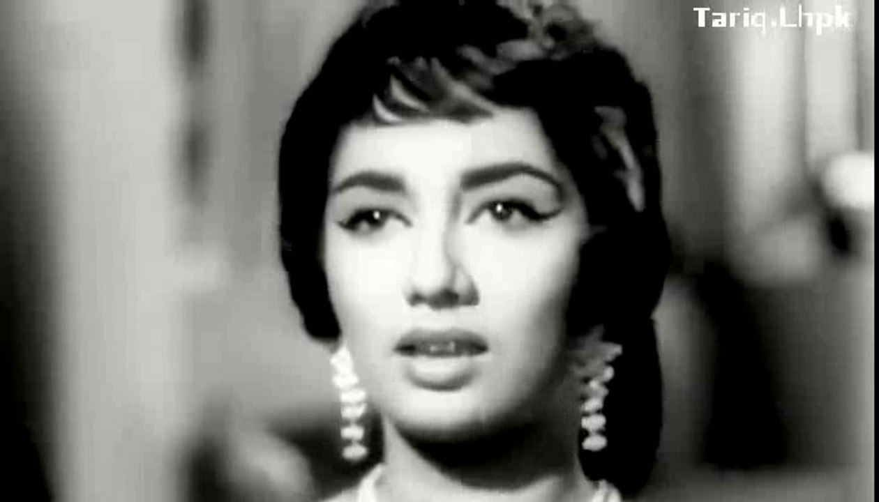 Jo hum ne dastan apni sunai aap kyon roye tabahi to hamare dil pe aai aap kyon roye=1964