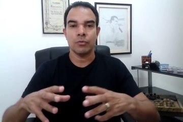 Ostentação!  Vergonha com o dinheiro do povo. Ex bispo dispara!