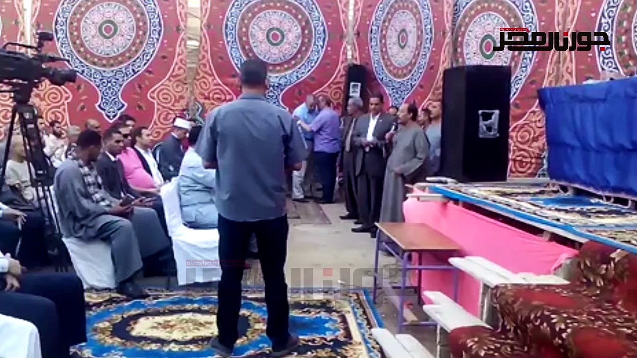 إتمام الصلح ووأد فتنة أبو يعقوب بالمنيا  وعمدة القرية يقروا بنود التصالح ويؤكد علي التعايش السلمي بين الطرفين  والأهالي