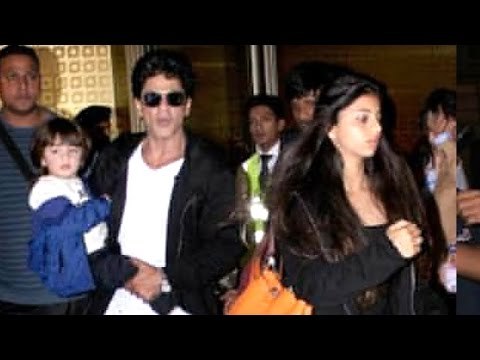 Shahrukh Khan's Beautiful Daughter Suhana Spotted At Mumbai Airport