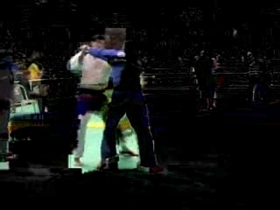 Roger_gracie_vs_rodrigo_medeiros