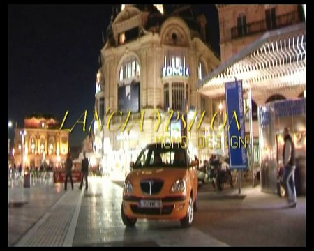 Lancia Ypsilon Momo Design: un accessoire de mode sur 4 roues