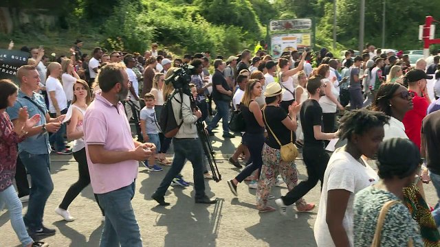 Plusieurs milliers de personnes manifestent pour Adama Traoré
