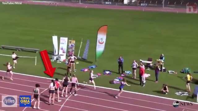 Une athlète fait une remontée extraordinaire pendant un relais 4x400