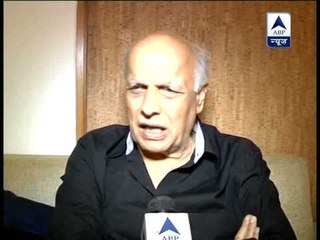 Mahesh Bhatt says Shah Rukh is brave and secular