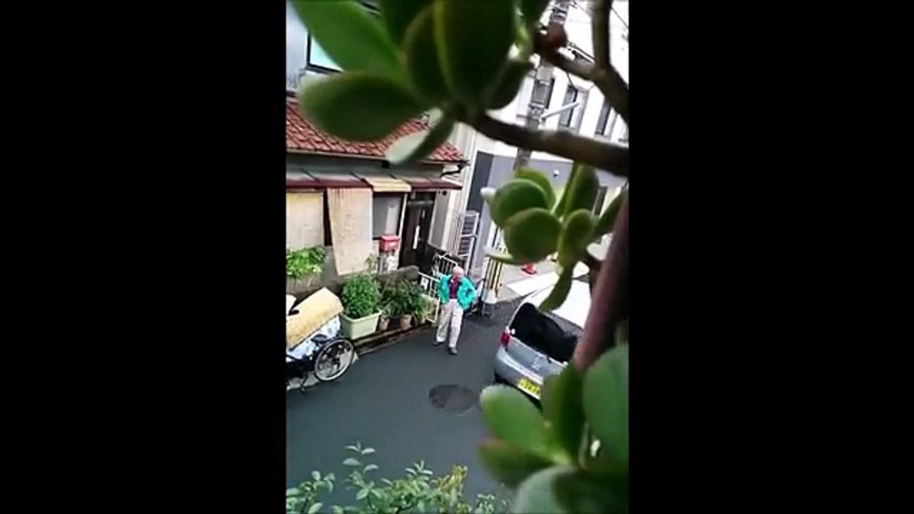女子高校生が親父の暴走止める ヤバイご近所トラブルまとめ