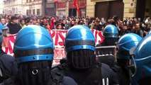 Manifestazione studenti 5 ottobre, scontri e cariche a Torino/2