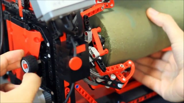 Amazing Lego Machines Lego 3D Printers Milling Machine Made of Legos