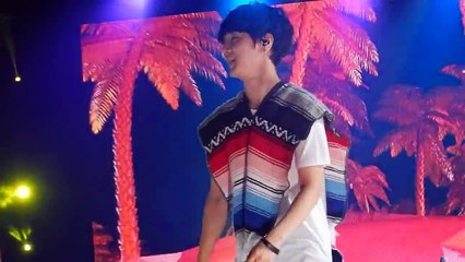 Yesung Super Camp in Mexico City dancing "Ai Seu Te Pego""