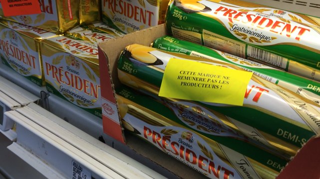 Les laitiers stickent les produits Lactalis