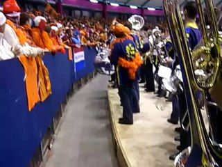 Feestkapel De Blaasbalgen schaatsen Thialf 24-02-2008