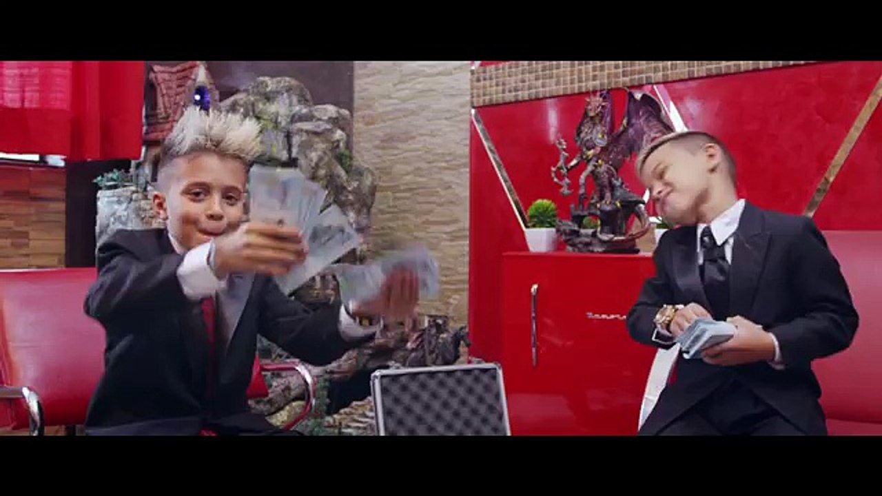 MC Vitinho e Rafinha Dragão - Impeachment