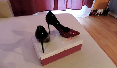 Fashionable two-color high heel shoes