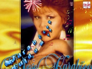 Aşk'mıdır bu ?bilemiyorum. Sevdim Ama diyemiyorum