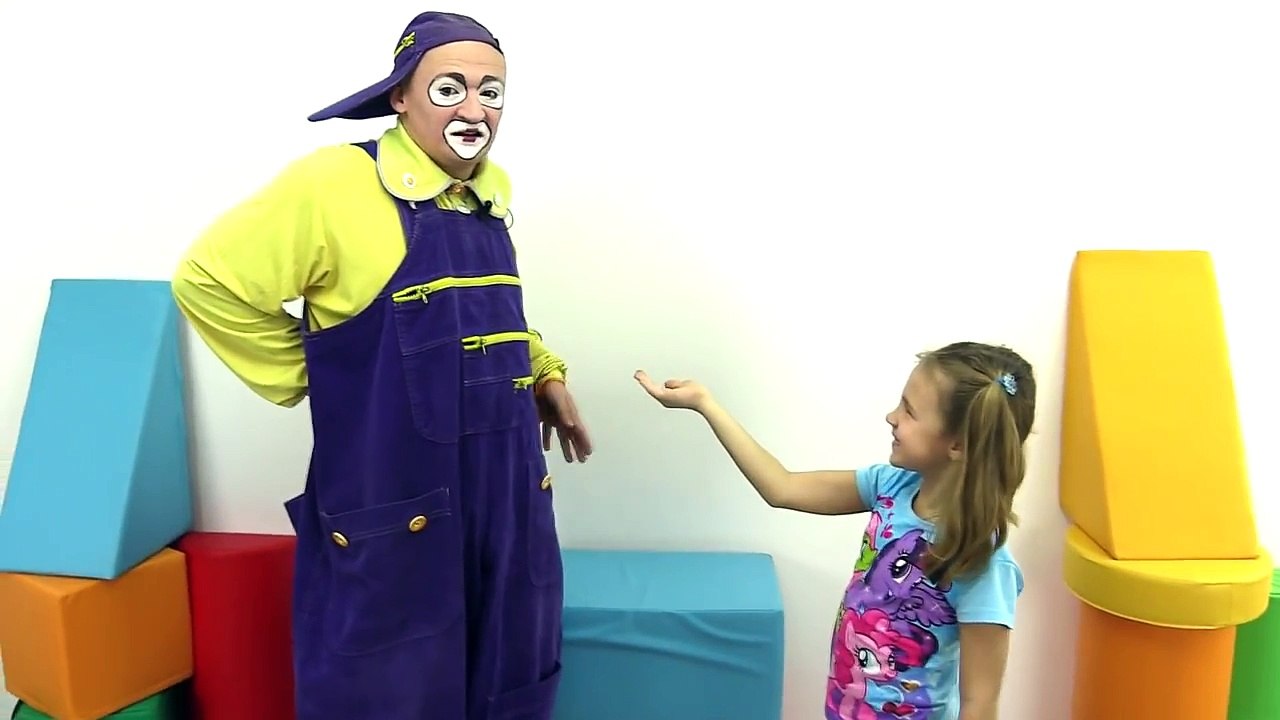 New funny videos. Meet Clown Andrew (2015)Новое смешное видео