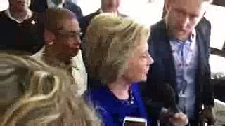 Hillary Clinton has a seizure on camera