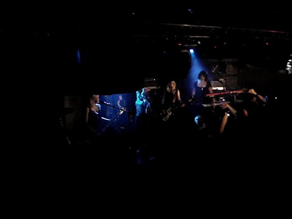 Indica - 10 h myöhässä - Live On the Rocks