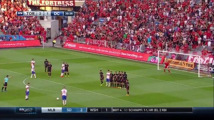 Sebastian Giovinco's Two Spectacular Free Kick Goals vs DC United (4-1) HD