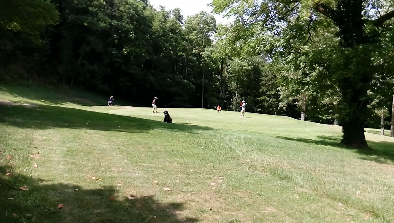 14-Valoche-1er-putt-tour-1-