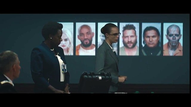 Escuadrón Suicida - Clip: Enchantress Extendido (2016)