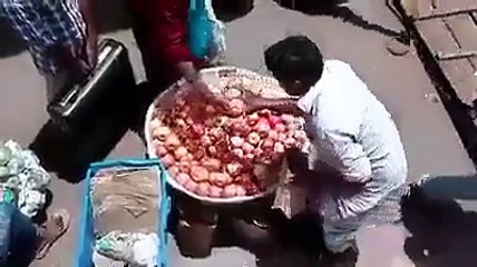 یہ بڑا ہو کر نواز شریف بنے گا