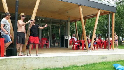 Tergnier : karaoké à la base nautique de La Frette