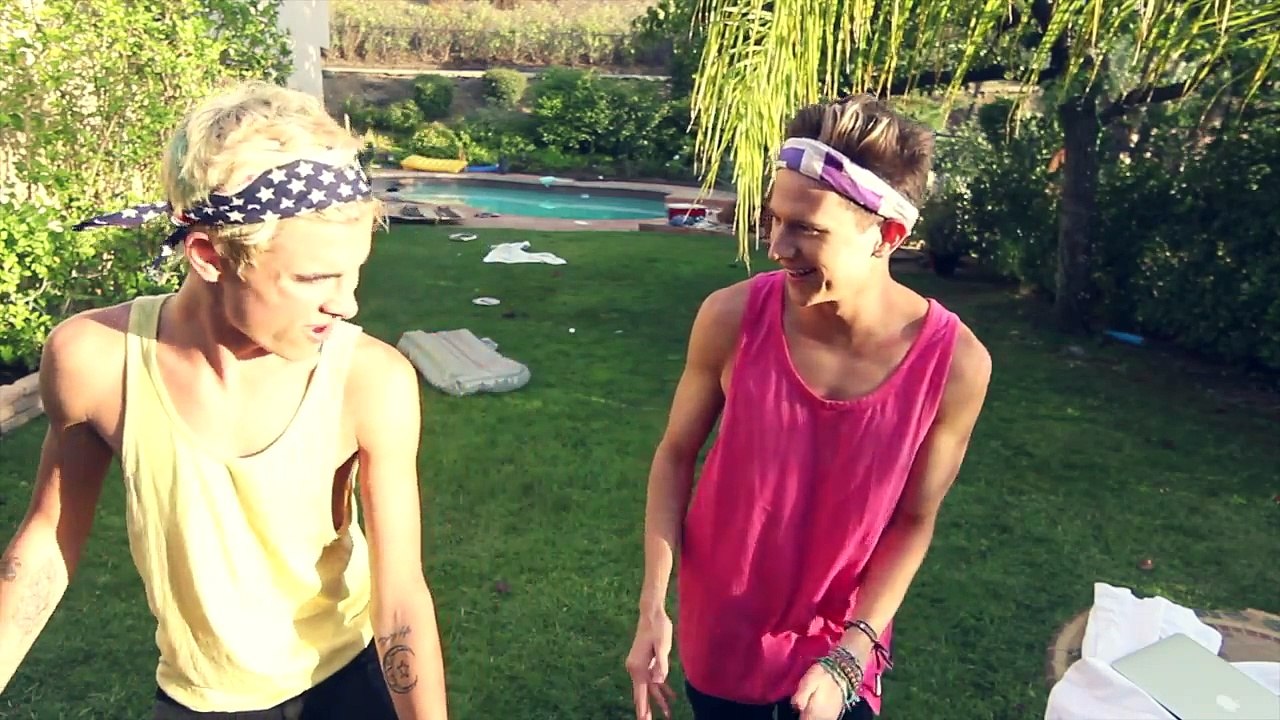 YOGA CHALLENGE W  KIAN LAWLEY   RICKY DILLON