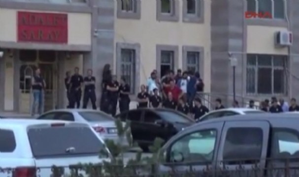 Ağrı'da Fetullahçı Terör Örgütü Operasyonu