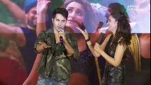 Varun Dhawan KISSES Parineeti Chopra In PUBLIC The Bollywood Way !